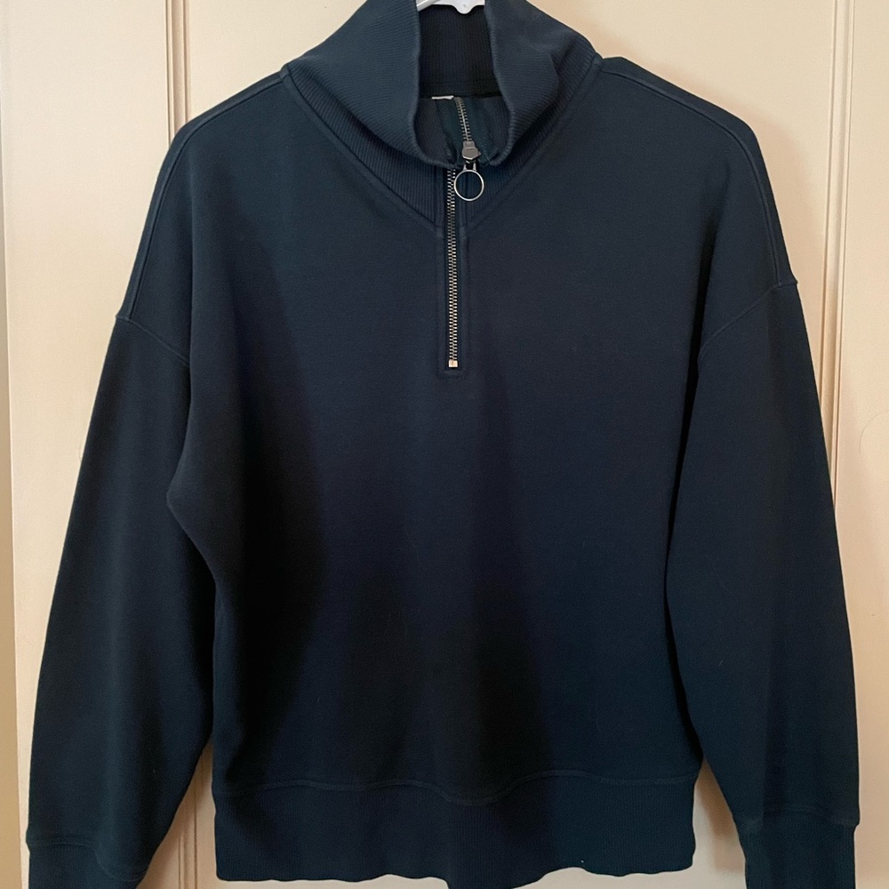 Athleta forest green 1/4 zip sweatshirt